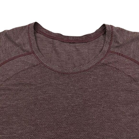 Lululemon Shirt Mens XL Burgundy Live In Practice Seamless Long Sleeve Athletic - Picture 2 of 11